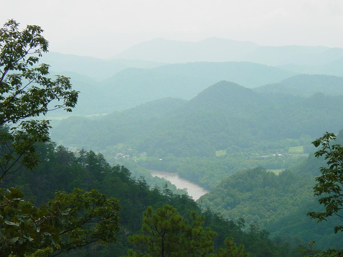 French Broad Outpost Ranch Hotell Del Rio Exteriör bild